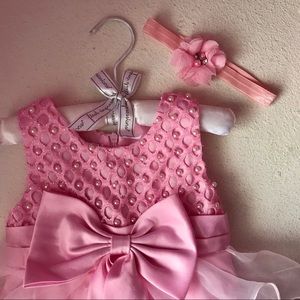 Size 12-18 months dress with headband